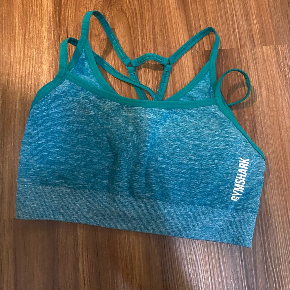 Small- Gymshark green adapt sports bra